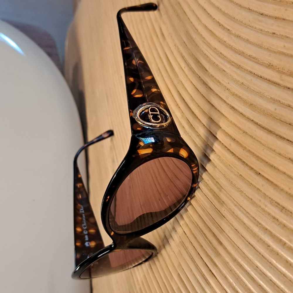 Christian Dior 2854 tortoiseshell sunglasses....frames only